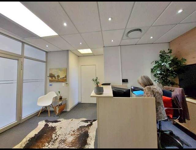 BUSINESS PROPERTY TO RENT IN TYGER VALLEY